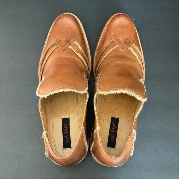 Red Tape Man Shoes |Color Light Brown |Size 9 | Pre-Owned Good Condition - Picture 8 of 10